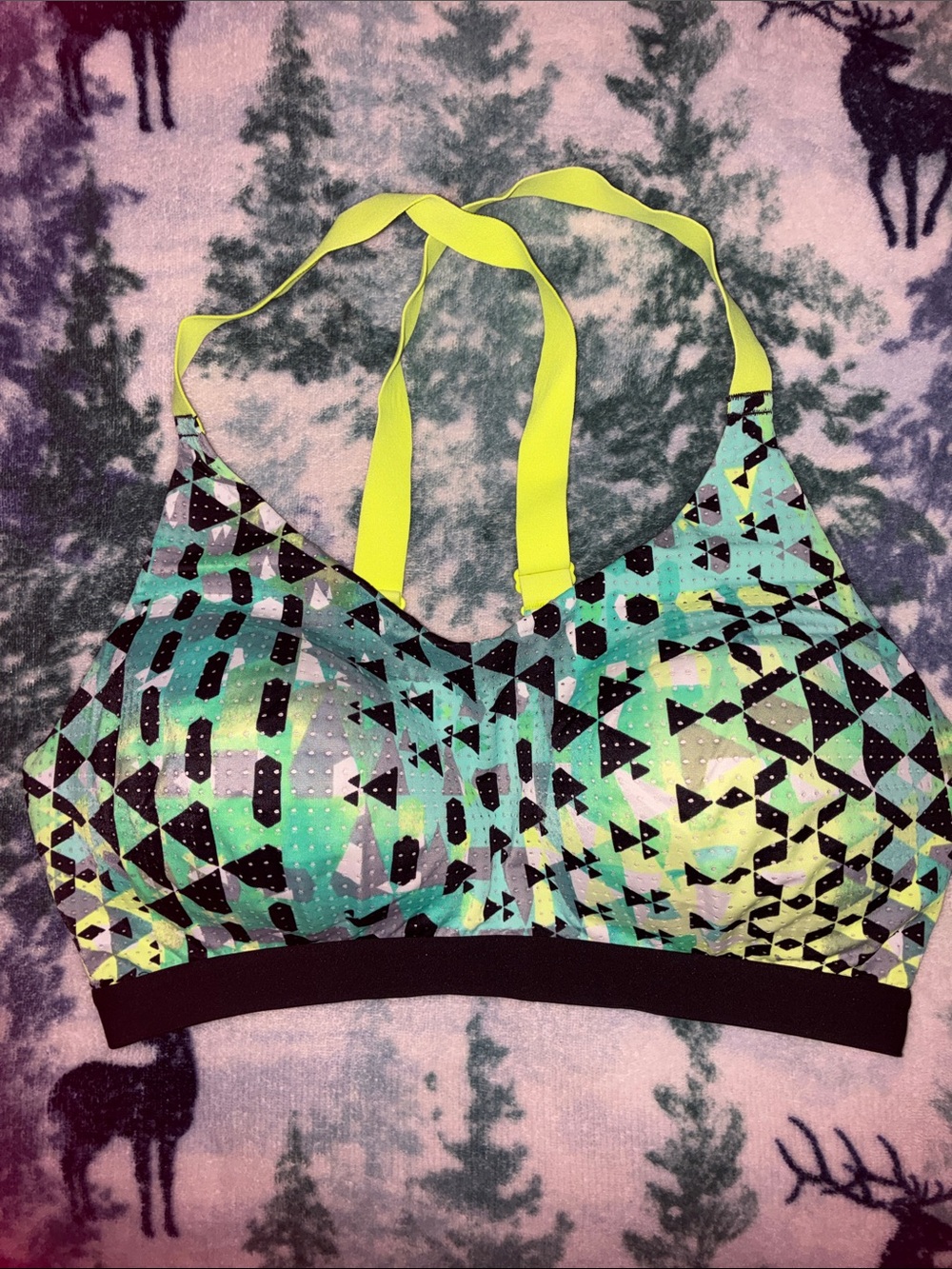 Victorias Secret Lightweight Sports Bra 36D Victorias Secret Sports Bra 36D
